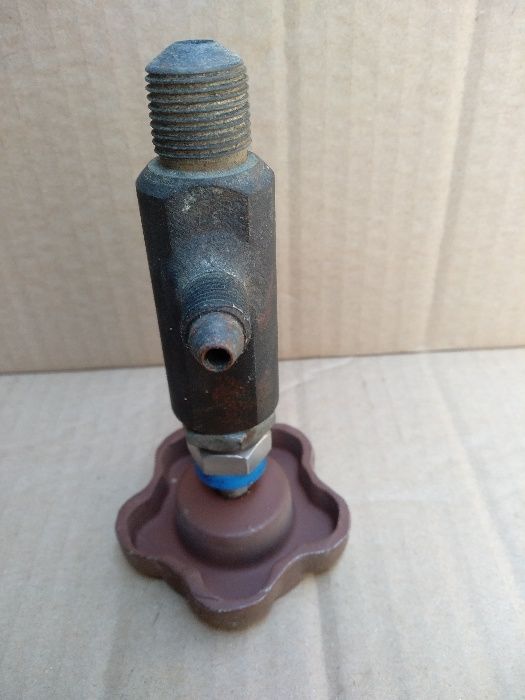 вентиль (кран) высокого давления игольчатый PN160