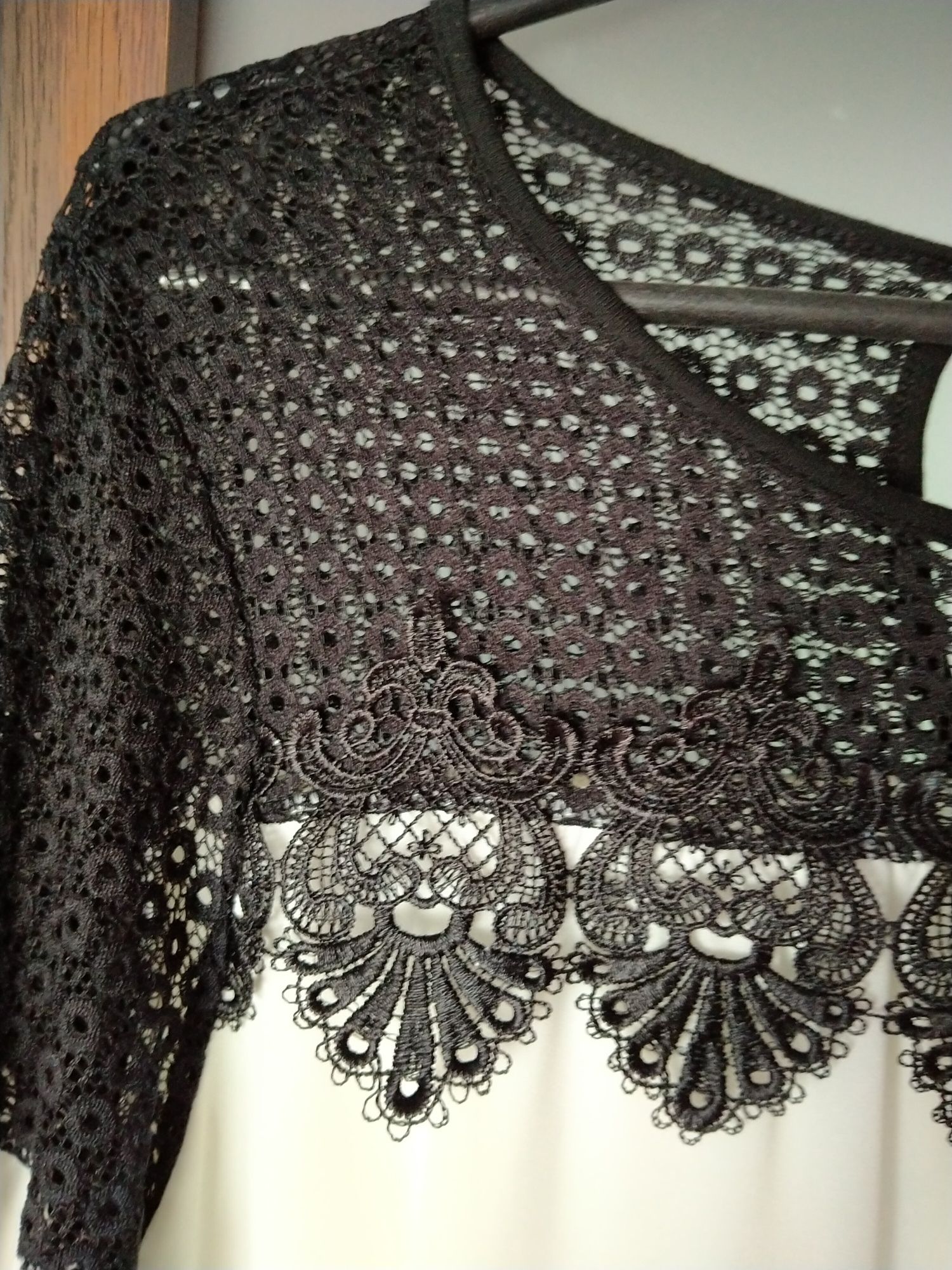 Sukienka koronka M / L