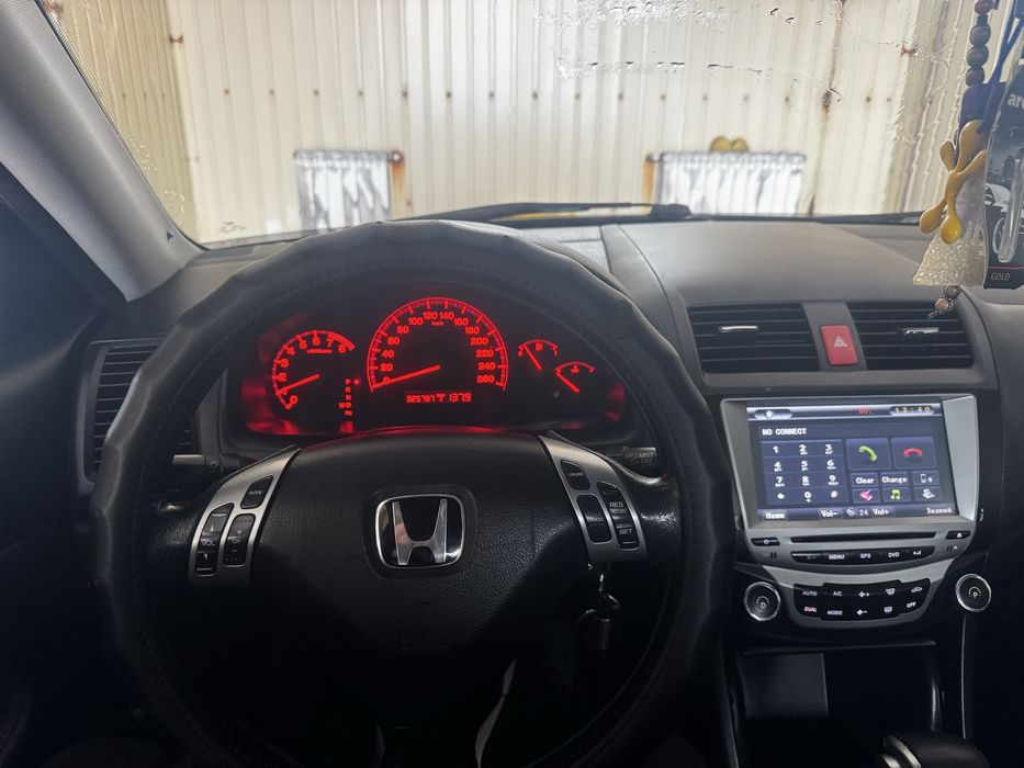 HONDA Accord 2.0 газ бенз