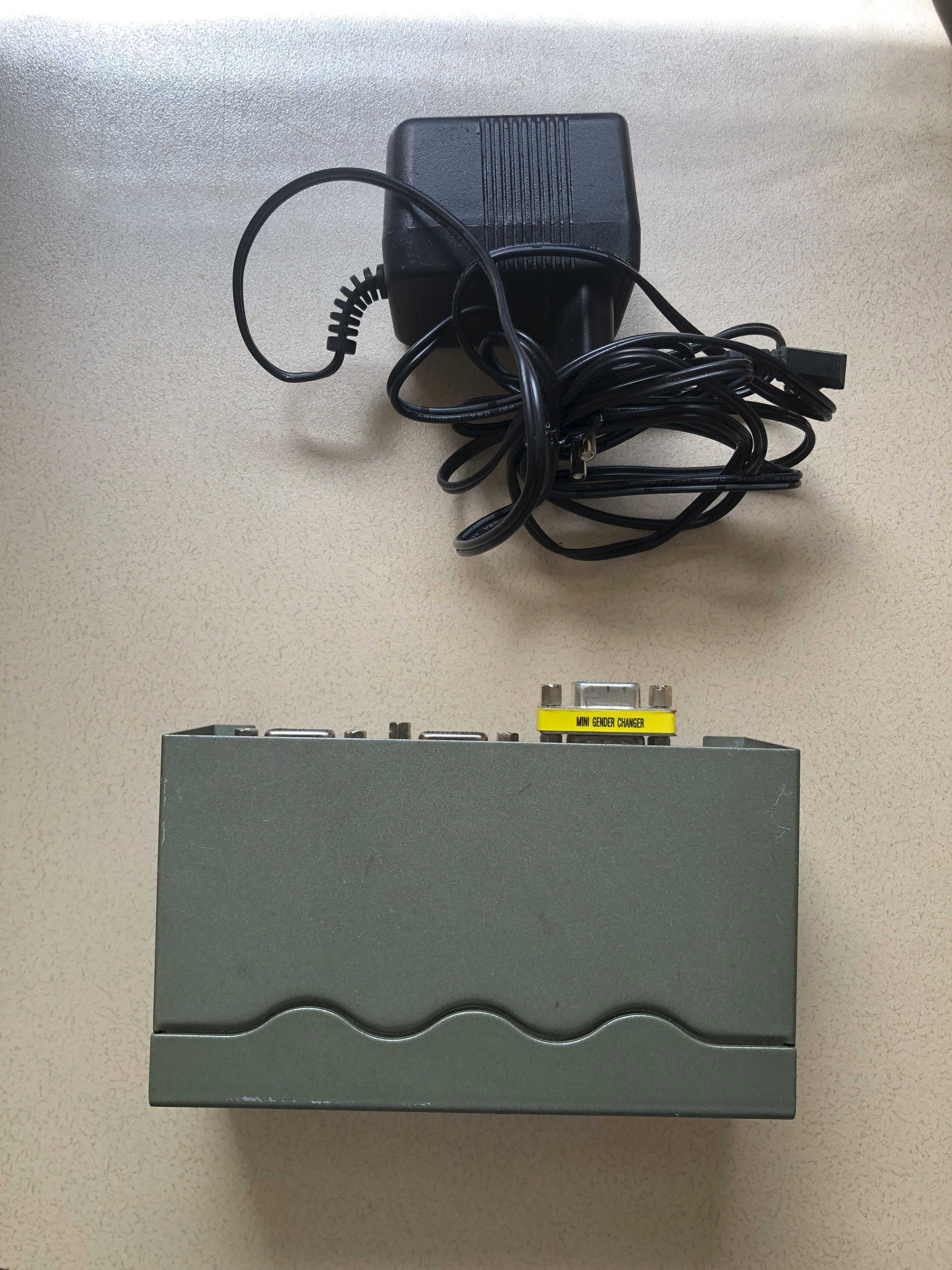 Rozdzielacz VIDEO Splitter Smart View VS-812 2xVGA
