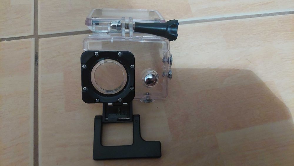 Kamera 4K ultraHD z wodoszczelnym pokrowcem