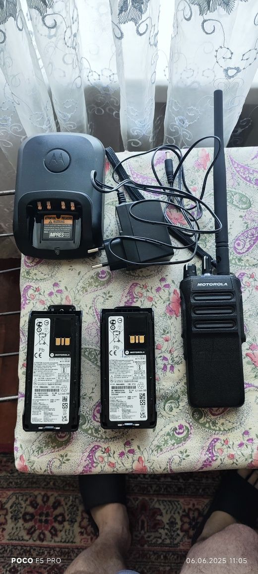Продам Motorola R7 VHF