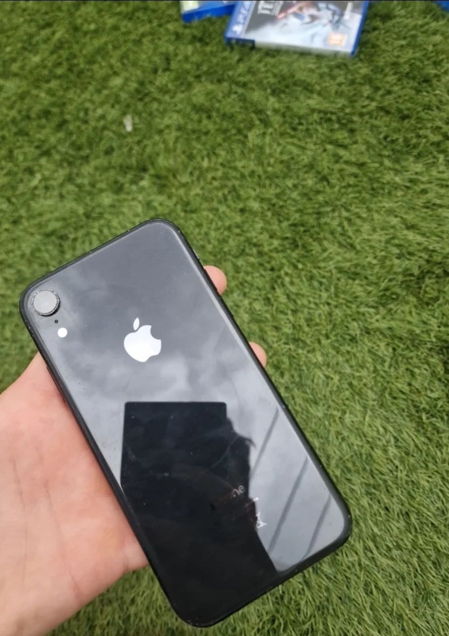 2 Iphone Xr 64gb..