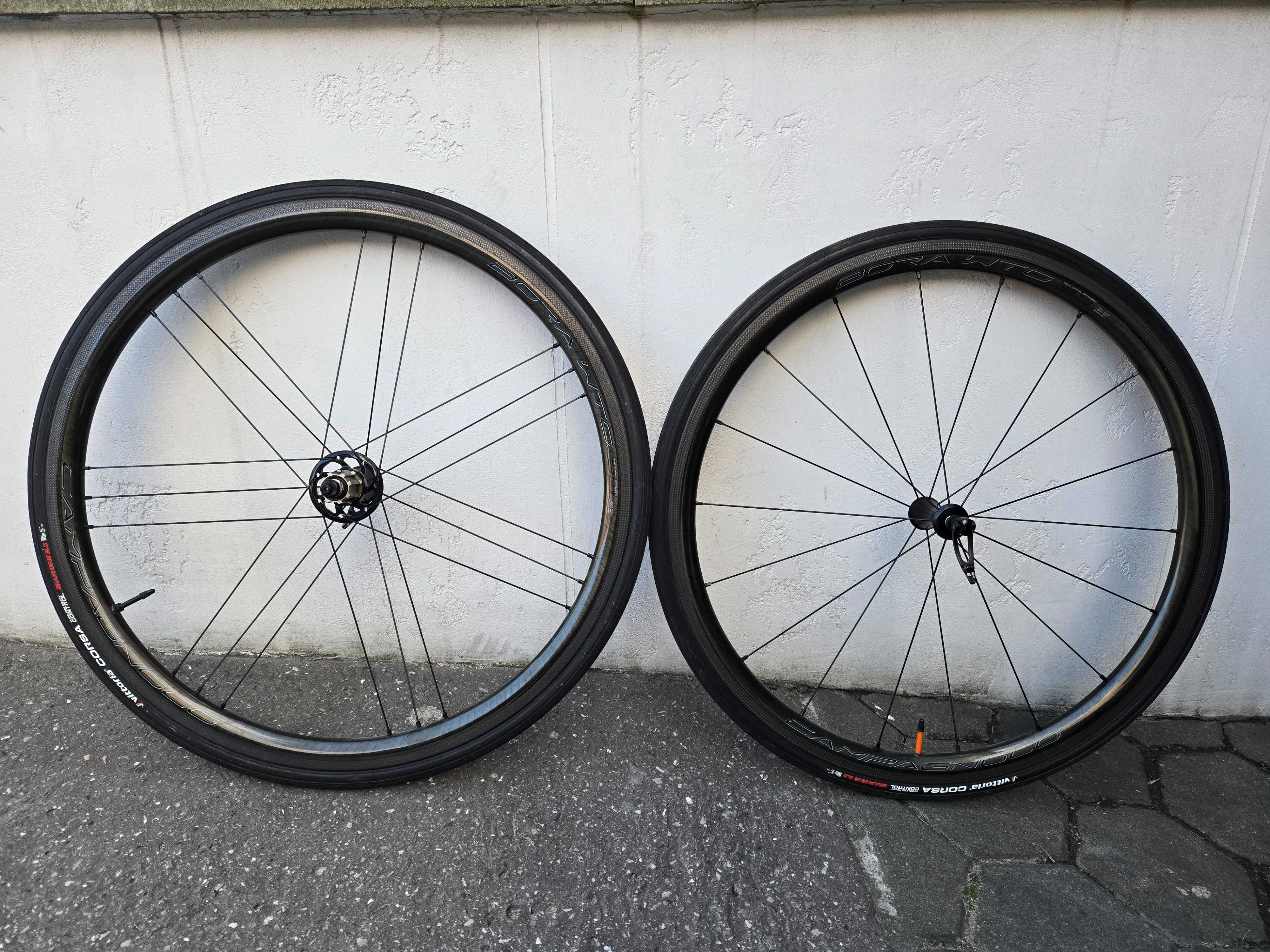 nowe koła gravel Wilier Graff z nowymi oponami Vittoria