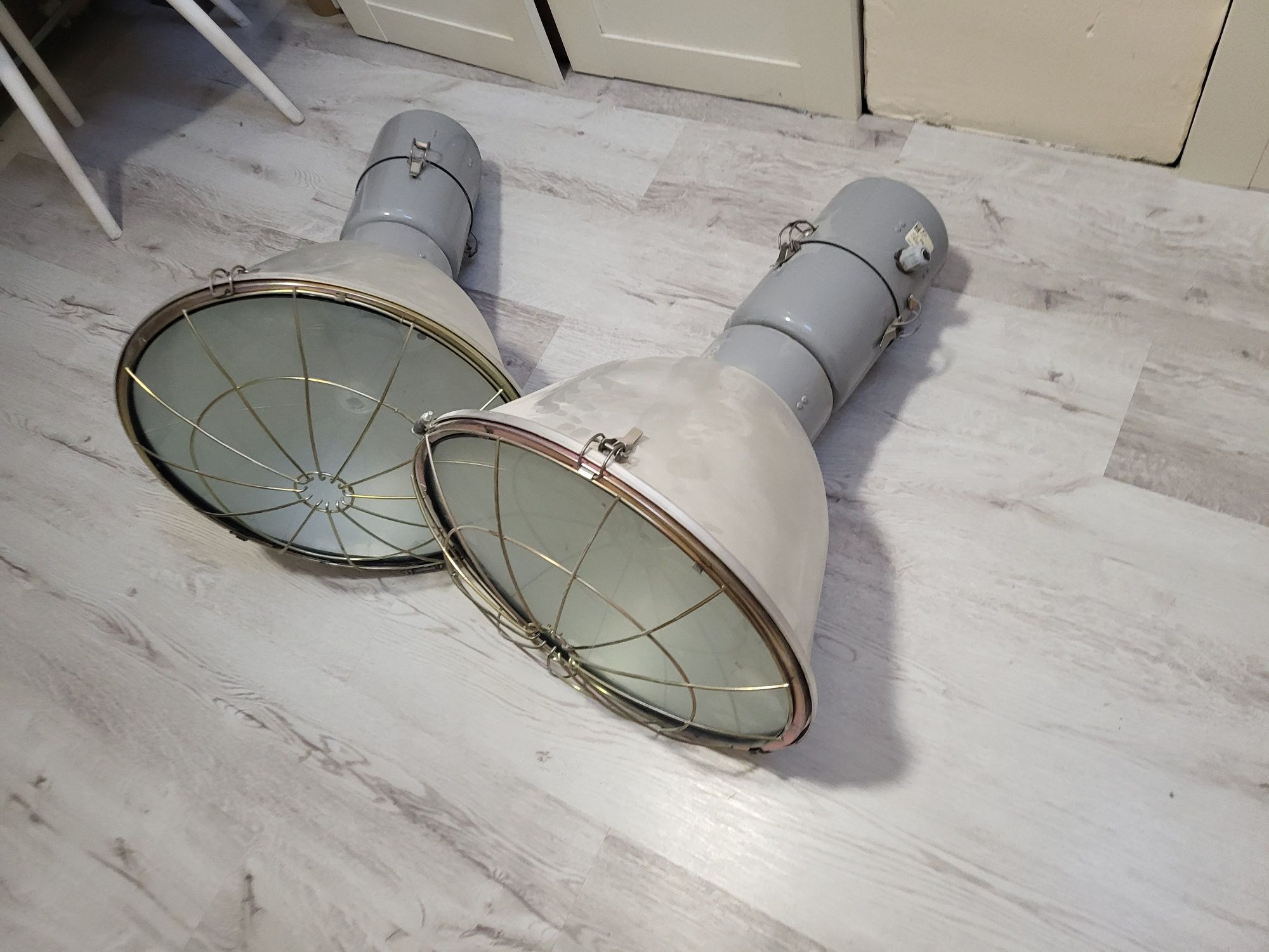 Lampy przemysłowe loftowe