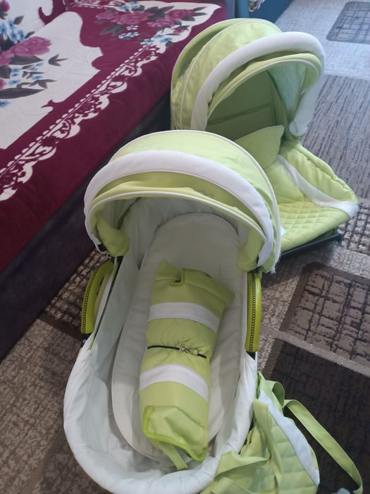 Продам коляску. Підійде як  хлопчика так і дівченки