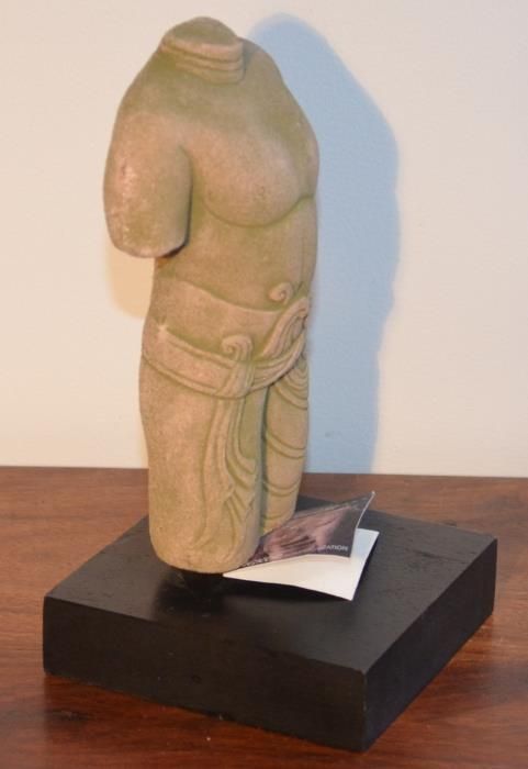 Torso Homem – Angkor (Cambodja) – Estatueta em pó de pedra