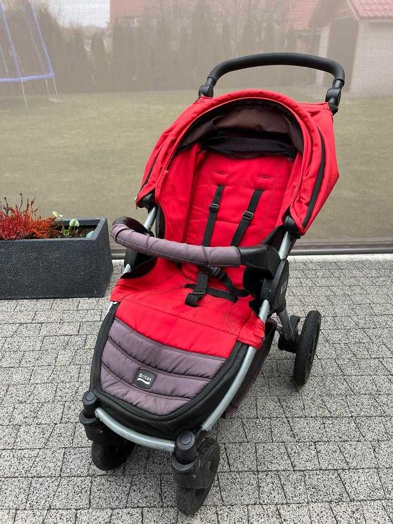 Wózek dziecięcy Spacerówka Britax B-motion czerwony, pompowane koła