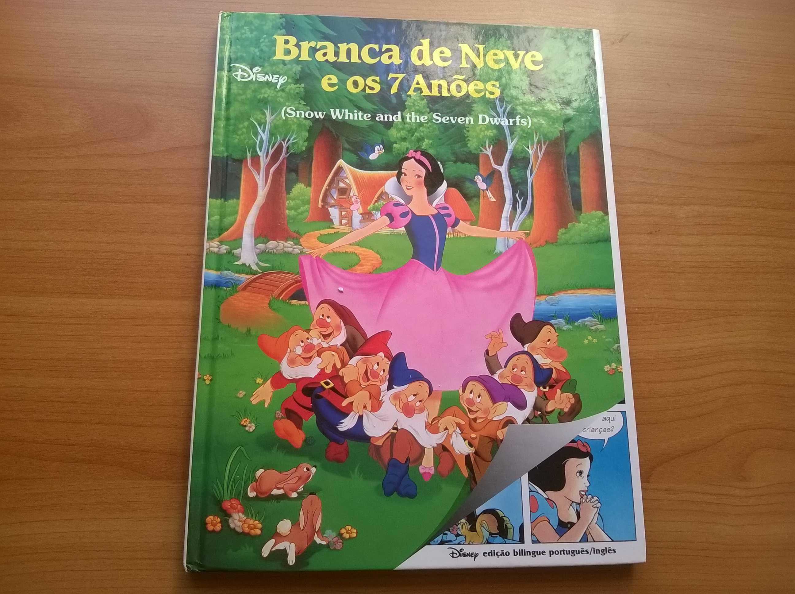 Branca de Neve e os 7 Anões (edição bilingue: Inglês e Português)