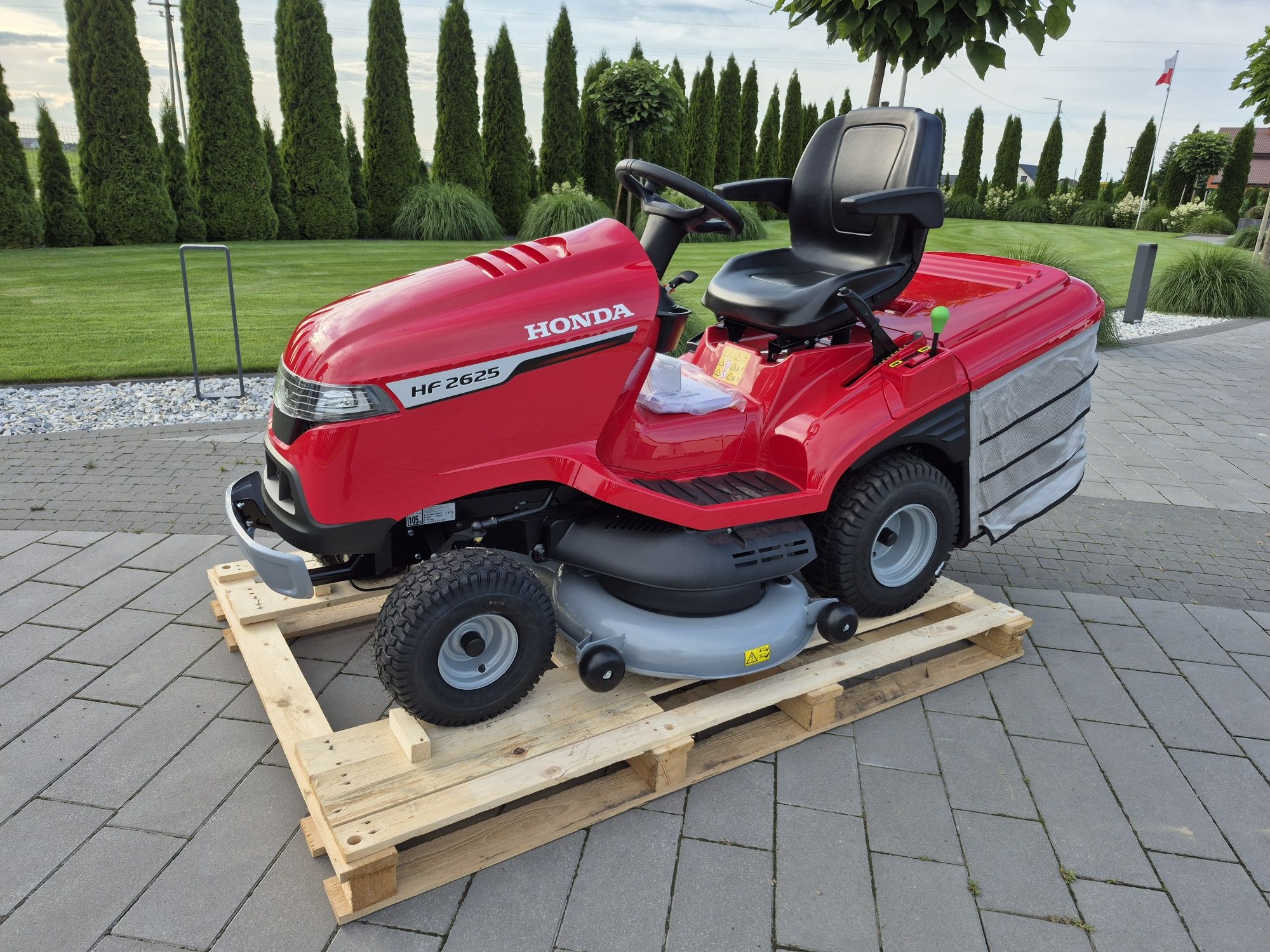 Nowa honda HF 2625 kosiarka traktorek