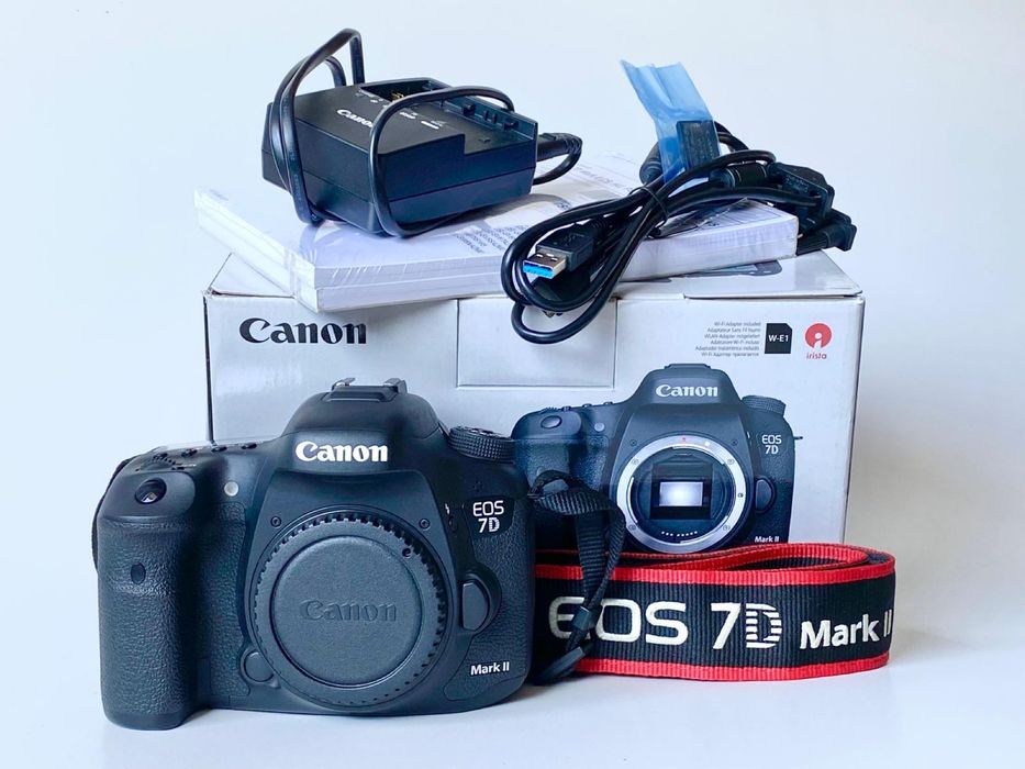 Canon EOS 7D Mark II Czarny Body plus 17x85