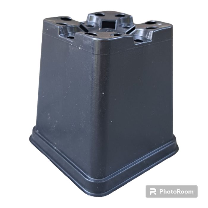 Doniczki produkcyjne P9 0,6L