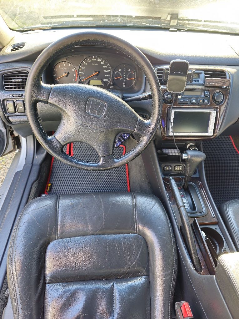 Honda Accord 1999 3.0 V6