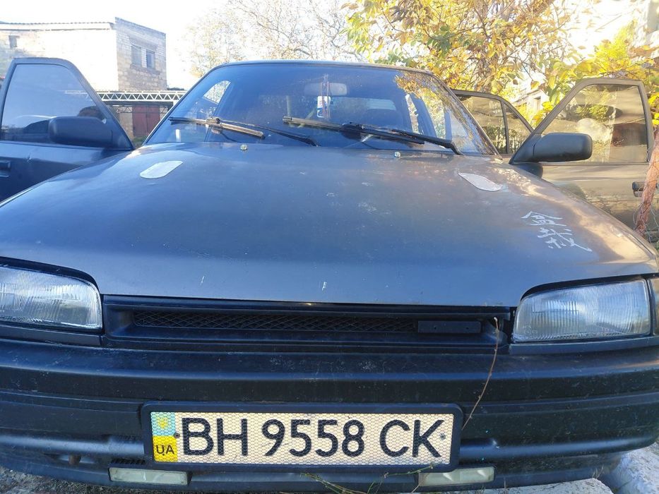 Продам авто Mazda 323 у гарному стані