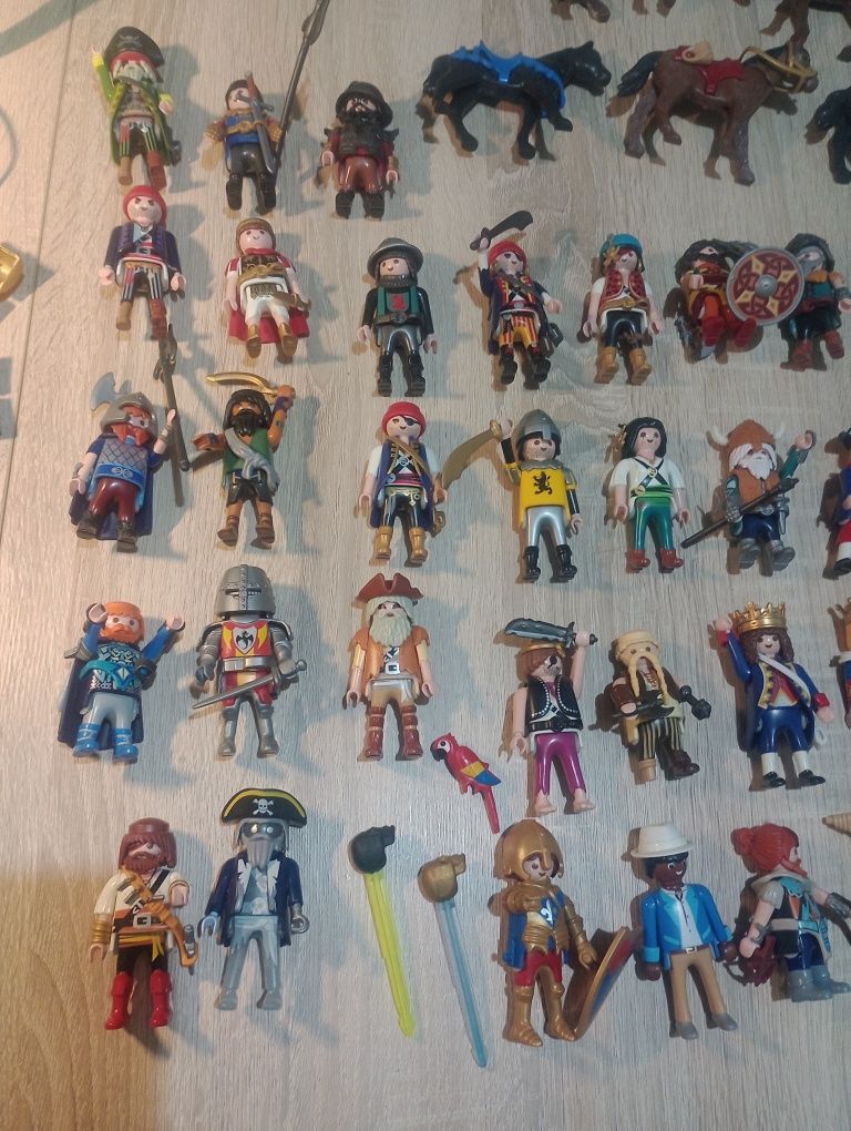 Playmobil figurki konie akcesoria piraci rycerze