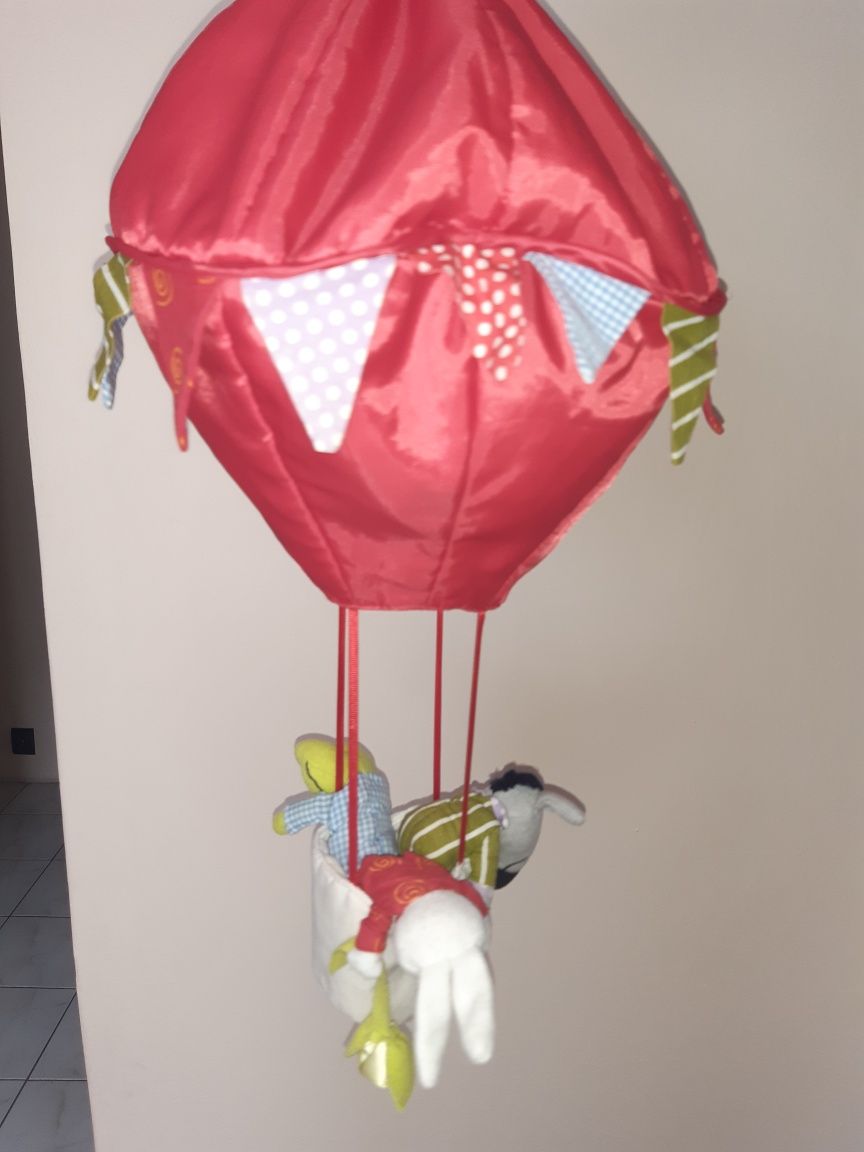 Karuzela nad łóżeczko balon Ikea ozdoba do pokoju dziecięcego