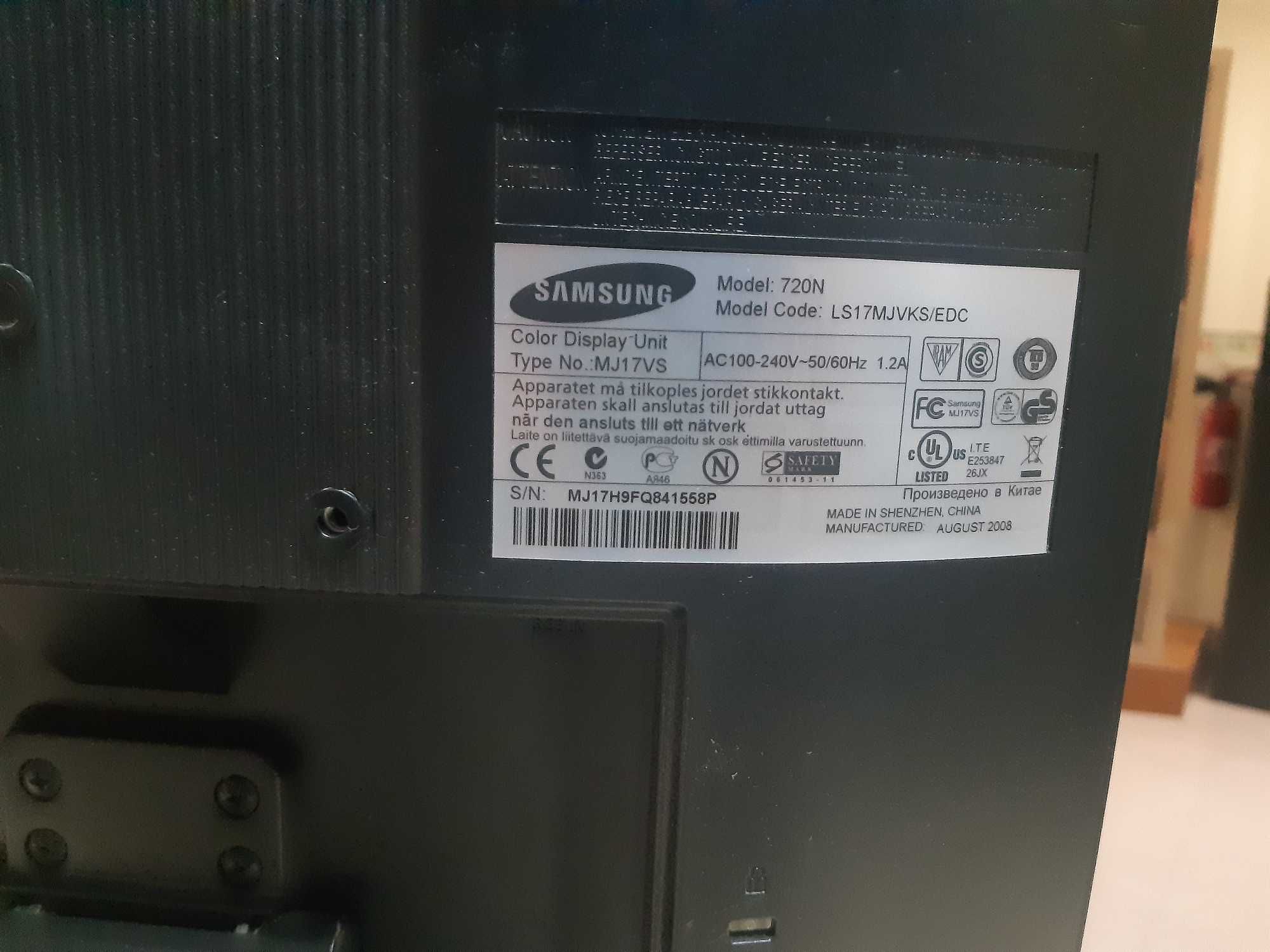 Monitor Samsung 720N 17'' testado como novo