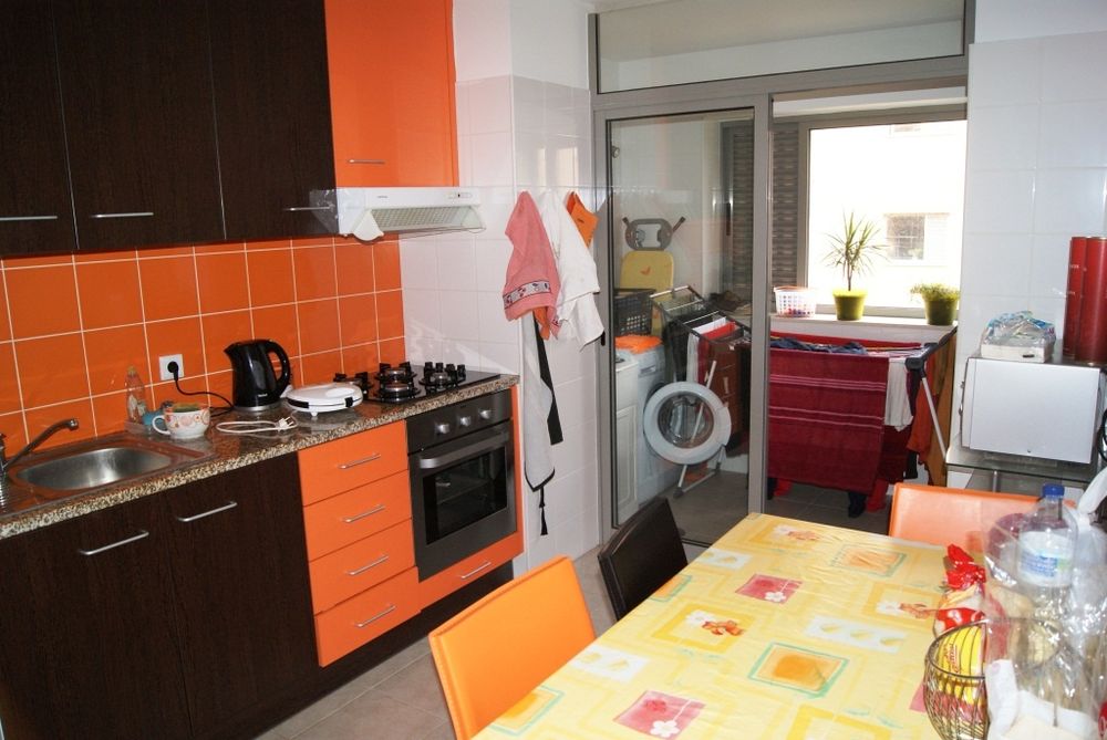 Quarto em T3 em Aveiro, junto ao mercadona/glicínias