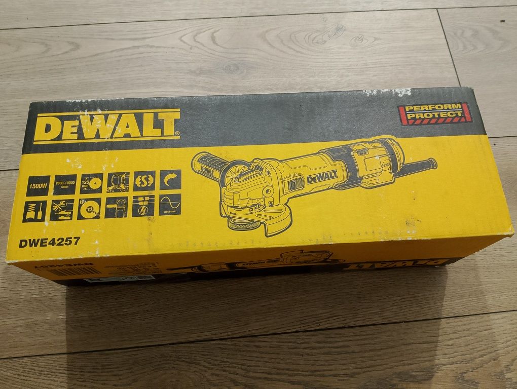 Szlifierka DeWalt DWE4257