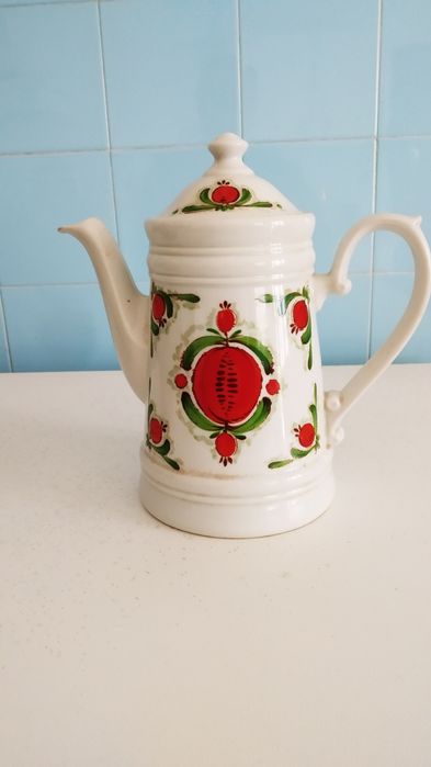 Jarra decorativa em vidro, e outros vintage.