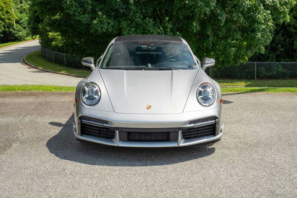 Porsche 911 Turbo S      2021