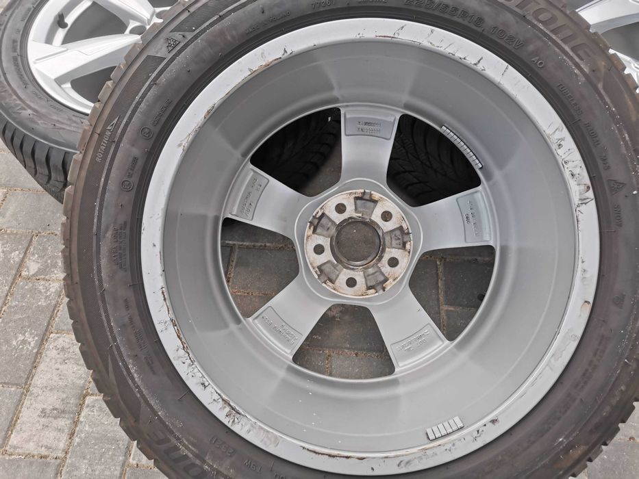Felgi AUDI A6 A4 Q2 Q3 Q5 VW Seat Skoda 8Jx18H2 5x112 ET39