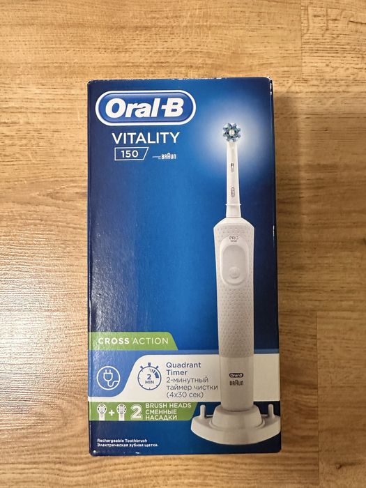 Электрическая  зубная щетка OralB Vitality D100,Pro 500,2500.Smart 4,6