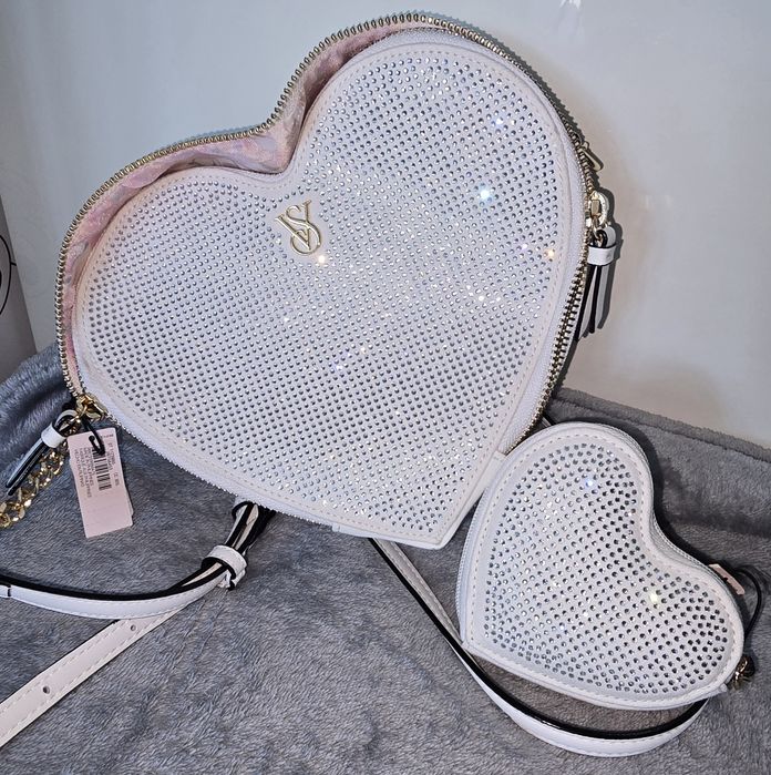 Zestaw nowy. Oryginalna torebka i brelok Victoria's Secret w kształcie