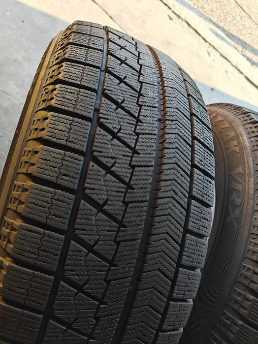 2шт. R16 225 60 шини зимові Bridgestone Blizzak VRX японські липучки