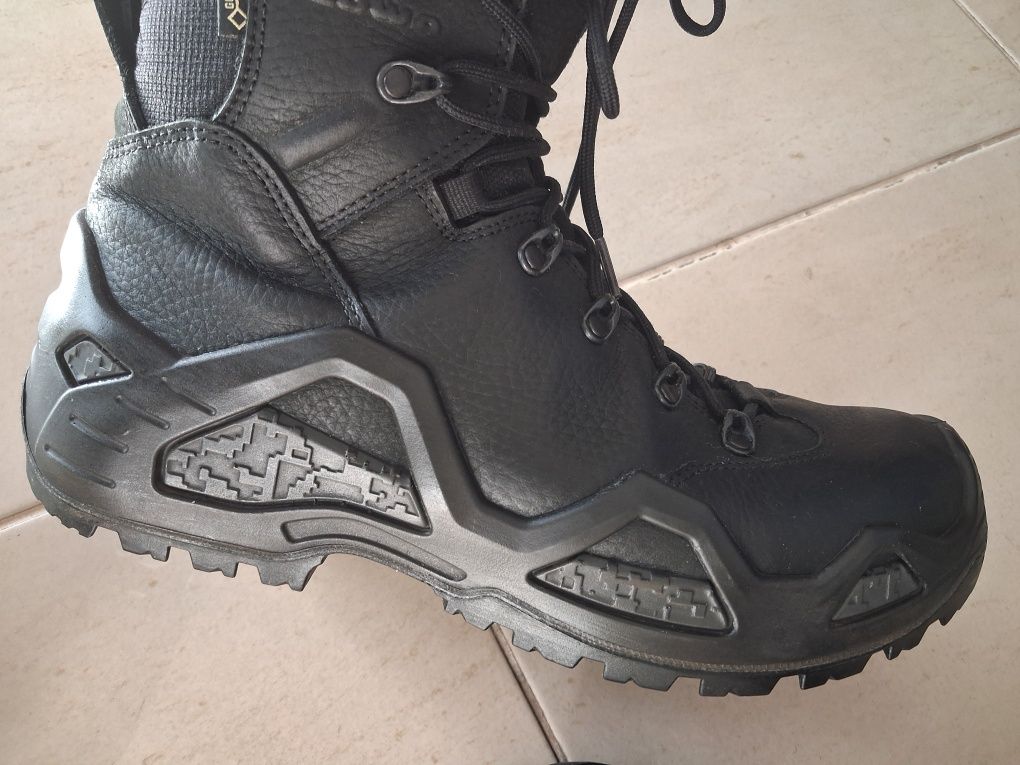 Botas militares Lowa 43.5
