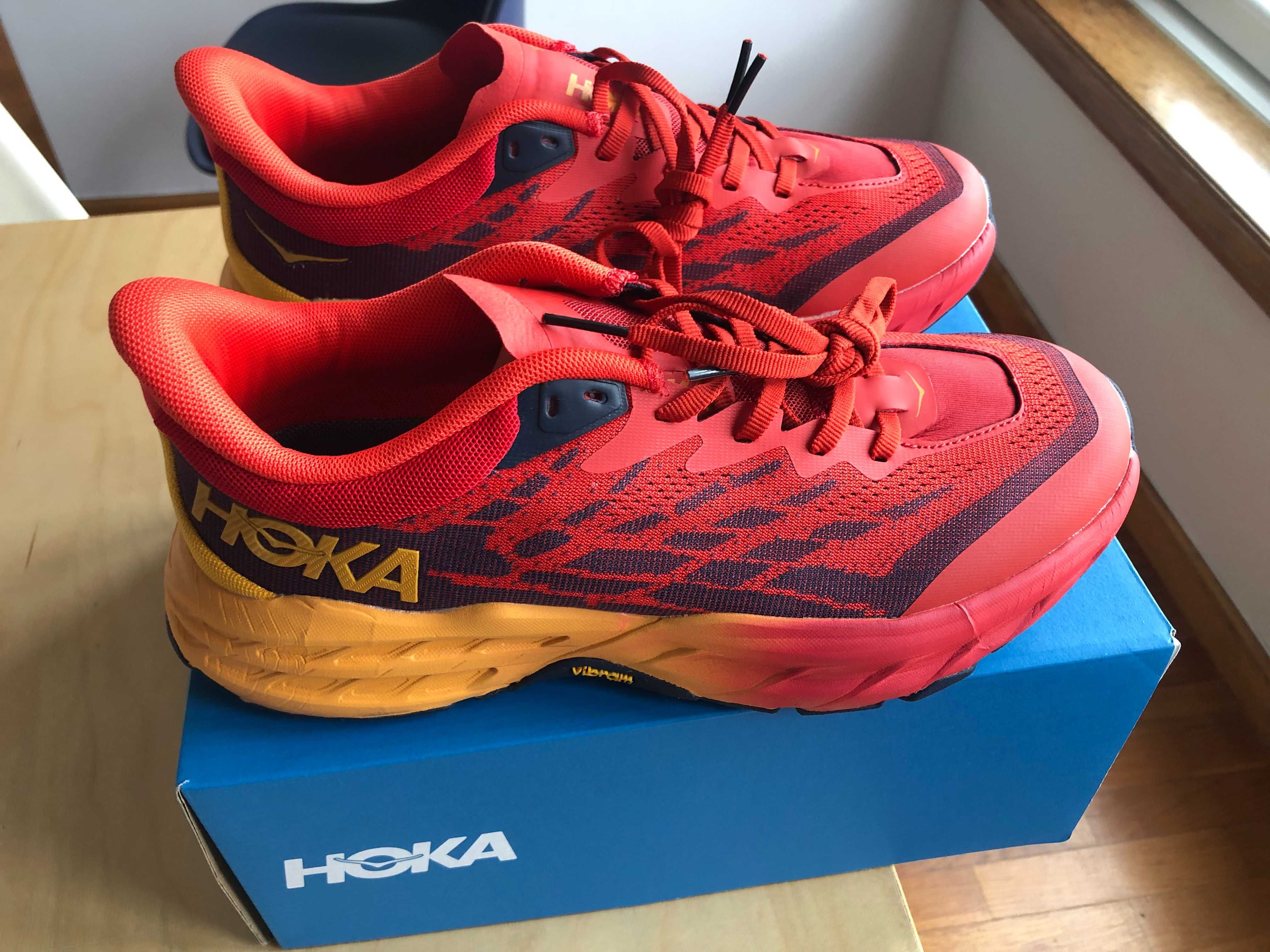 Sapatilhas HOKA SPEEDGOAT 5 Homem Tamanho 41 1/3 NOVAS