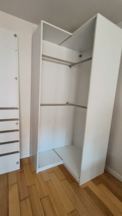 Roupeiro guarda fatos de canto IKEA topo de gama