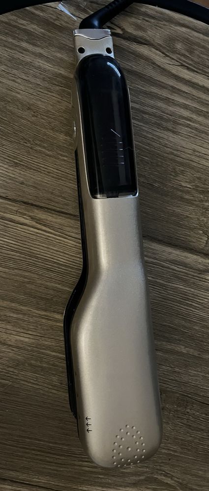 Escova a vapor como nova