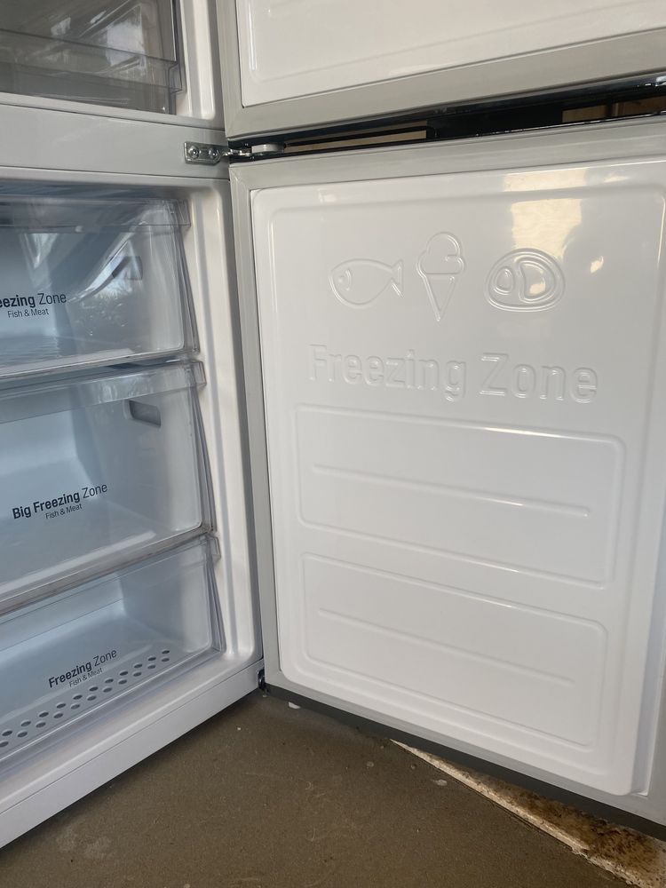 Lodówka LG Total No Frost