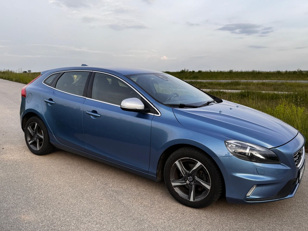 Volvo v40 R-Design 2015r