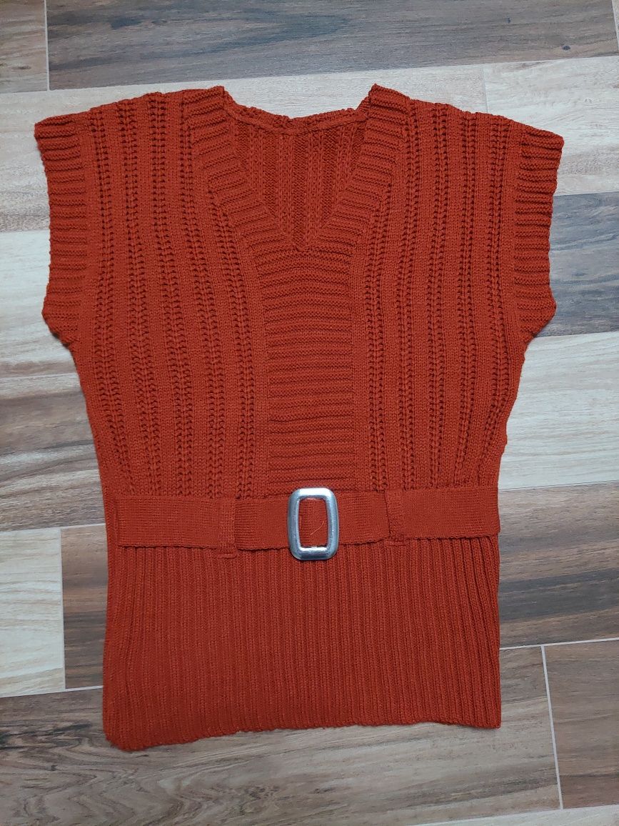 Nowa dzianinowa kamizelka z ozdobym paseczkiem  M/L