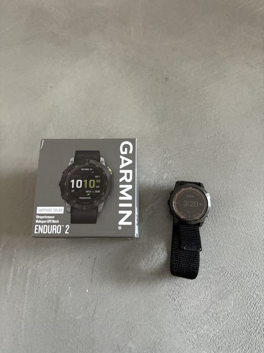 Годинник Garmin Enduro 2