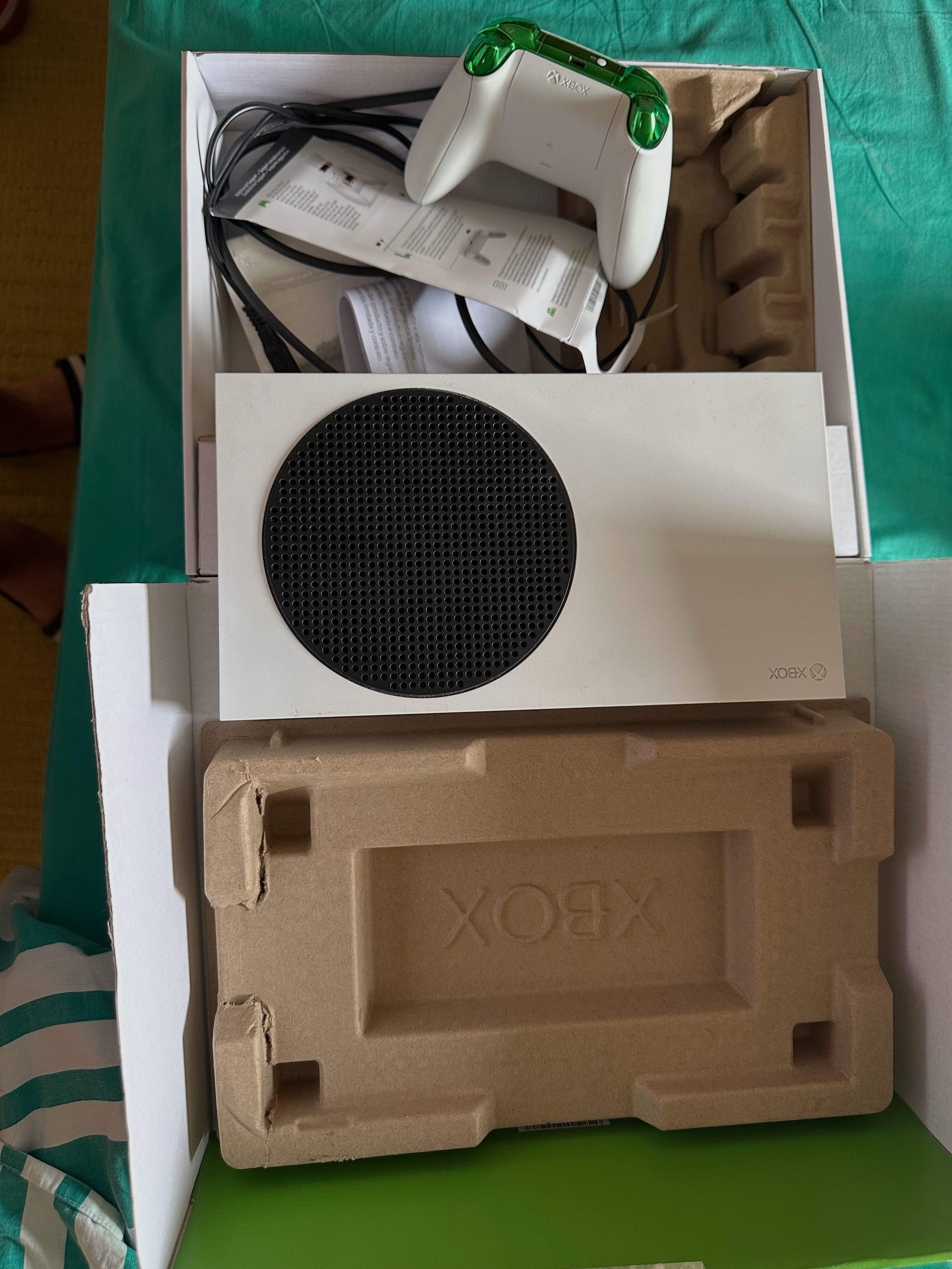 Xbox Series S - bom estado