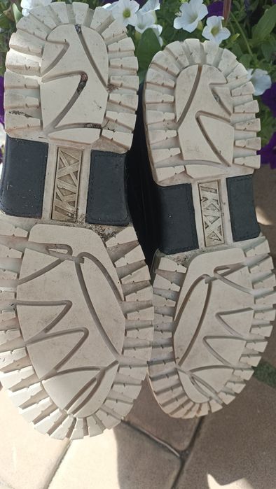 Зручні,легеньки черевики