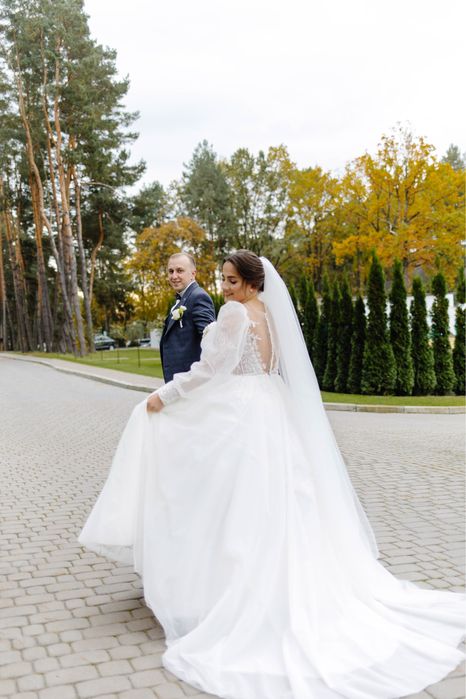 Наймовірно гарна весільна сукня саме для тебе