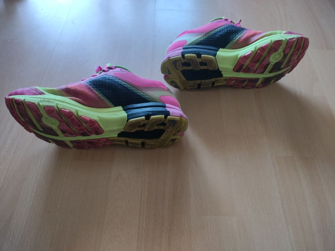 Reebok buty do biegania, treningu 35 neon