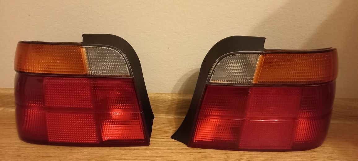Lampy tylne* BMW E-36 *Compact*