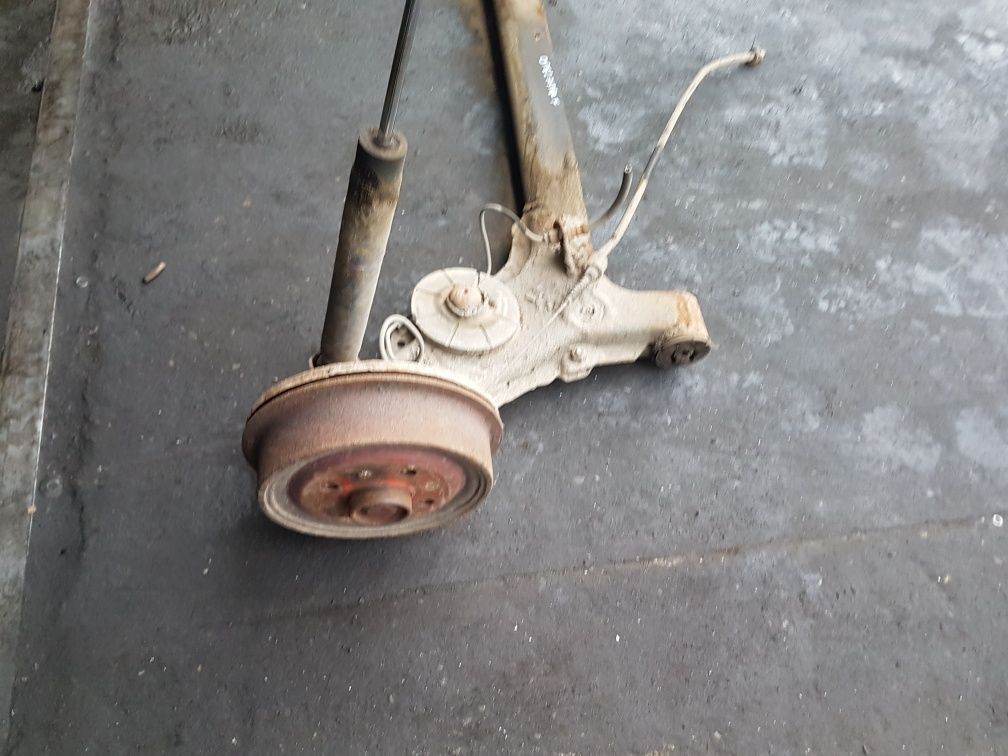 Belka tyl zawieszenia oś Opel Astra F kombi hatchback