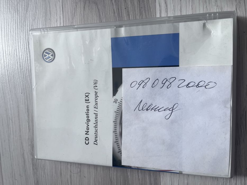 Штатна автомагнітола Volkswagen Passat