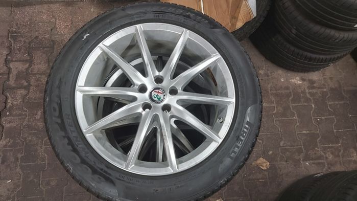Koła  Zimowe  Alfa Romeo STELVIO  R19  Oryginał