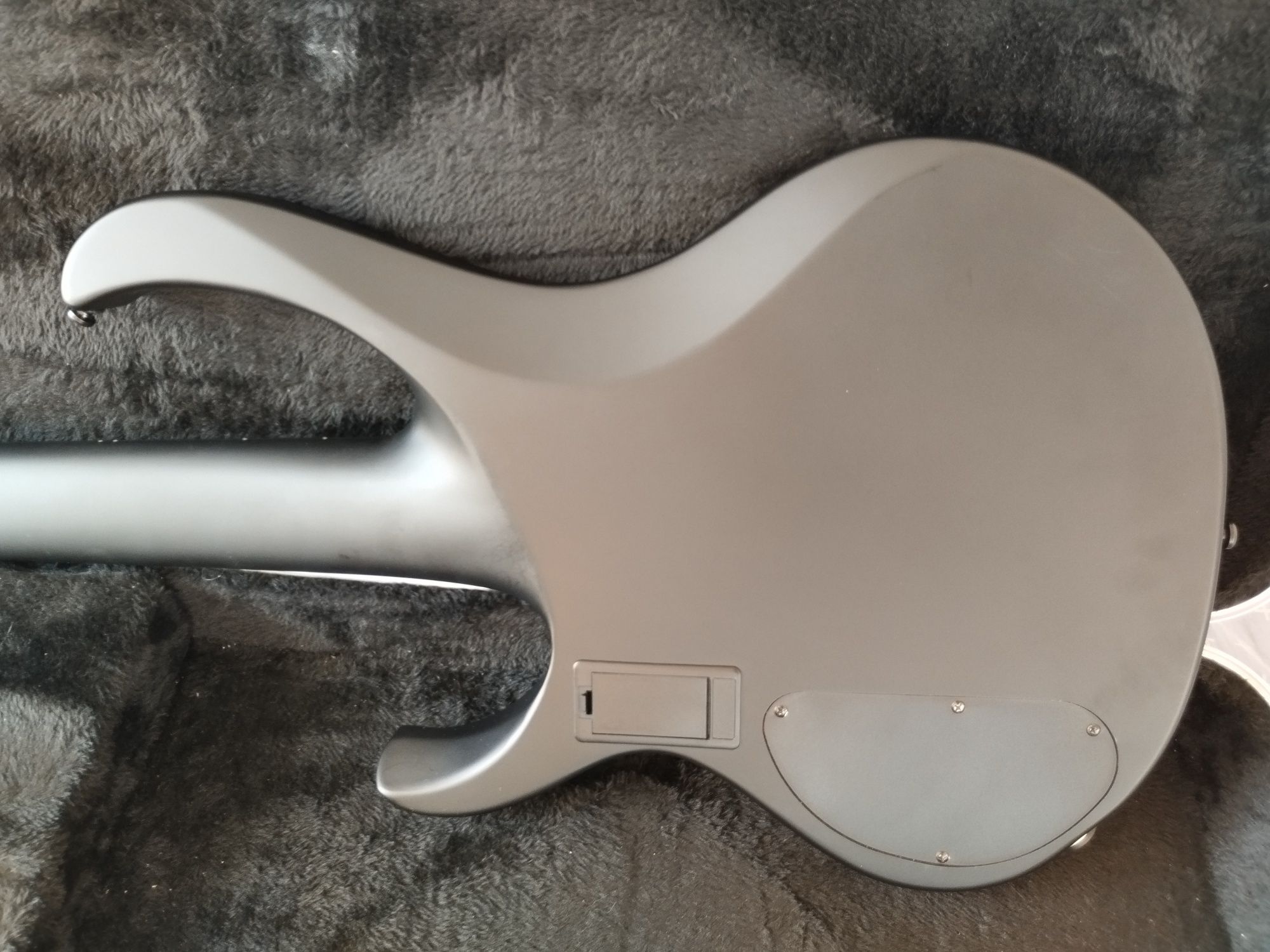 Gitara basowa Ibanez BTB625EX BKF
