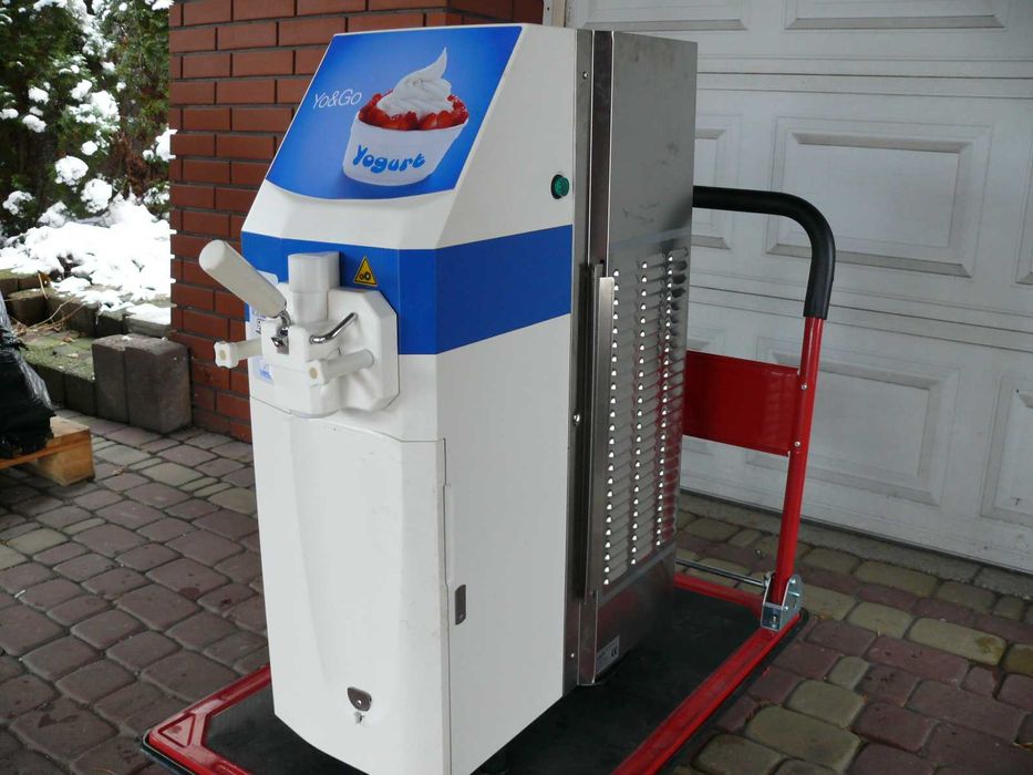 automat do lodów 220v carpigiani