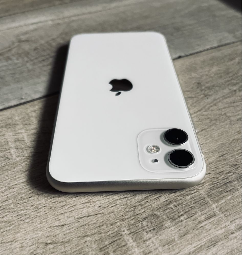 iPhone 11 White Neverlock.