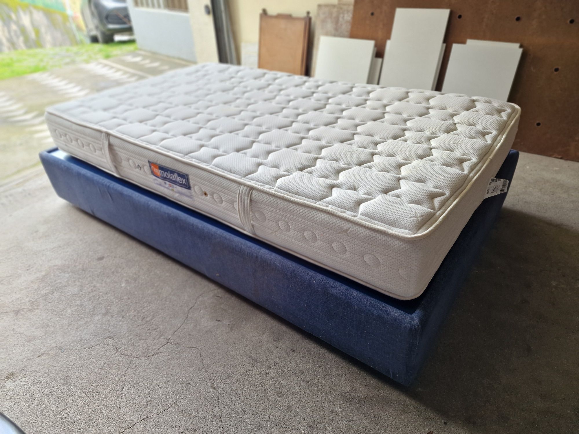 Cama solteiro + colchão Molaflex + estrado 1,20 x 2.00m