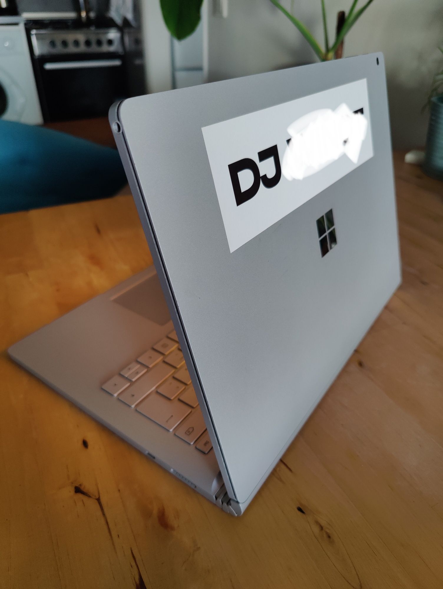 Vendo Surface Book 2 (com caneta)